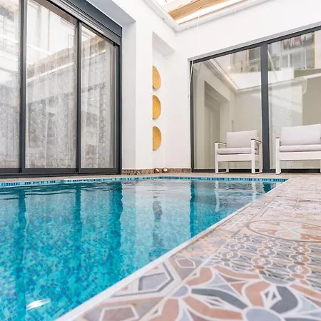 Visitacion Pool House فالنسيا