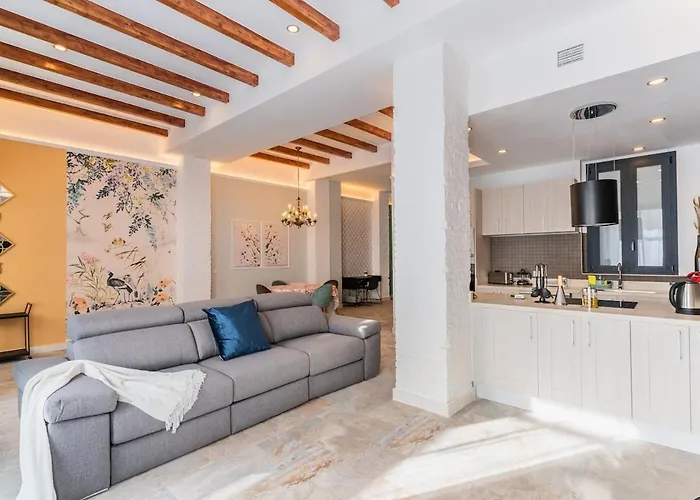 Apartment Invalencia - Visitacion Pool House