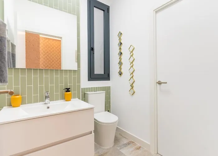 Invalencia - Visitacion Pool House Valencia