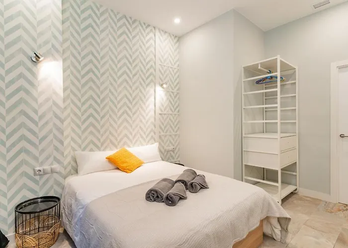 Invalencia - Visitacion Pool House * Valencia
