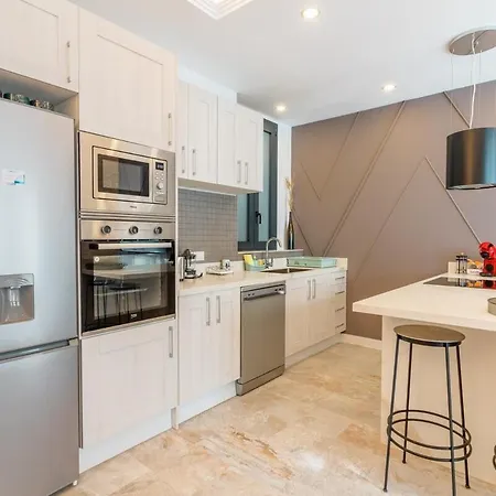 Visitacion Pool House * ולנסיה